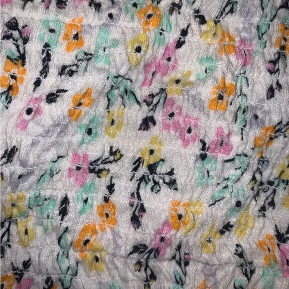 Mudd smocked floral top - Picture 2 of 2